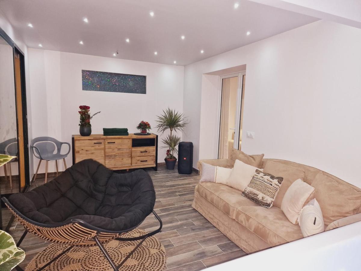 Atoumo Appartement Love Jacuzzi & Jardin Disneyland Paris Quincy-Voisins Екстериор снимка