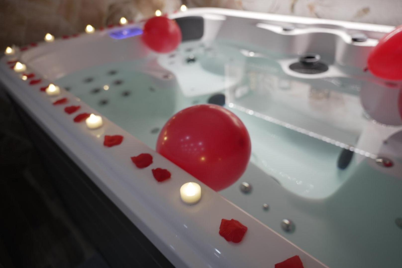 Atoumo Appartement Love Jacuzzi & Jardin Disneyland Paris Quincy-Voisins Екстериор снимка